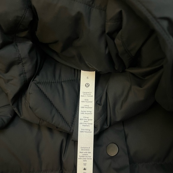 NWT Lululemon Black Wunder Puff Cropped Vest - Picture 6 of 6